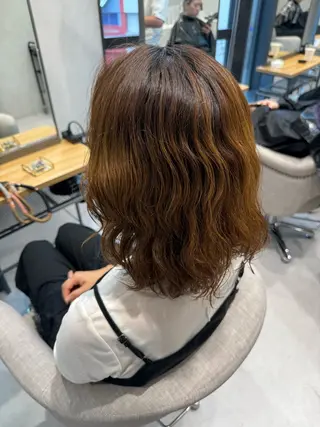 ミディアム 必ず笑顔で帰っていた だきます！安田祐貴のヘアスタイル