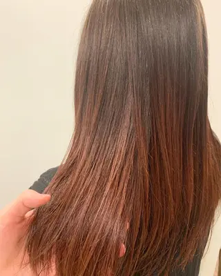 カラー 杉山 憂人のヘアスタイル