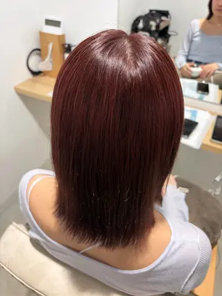 ミディアム 安永識央里/大曽根/ カラーモデルのヘアスタイル