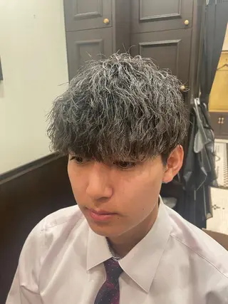 ミディアム パーマ メンズ 藤井 響のヘアスタイル