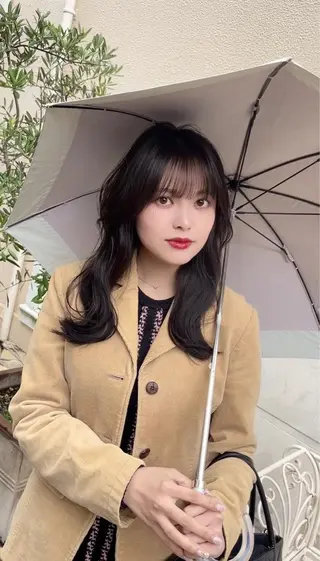 セミロング カラー ご新規様限定 透明感カラーKANAのヘアスタイル