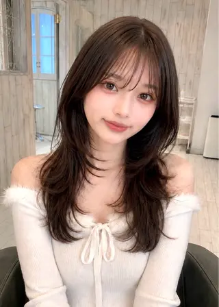 ミディアム 大人可愛いレイヤー 大田のヘアスタイル