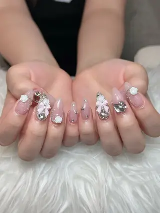 ネイル Julli NailStudioのネイルデザイン
