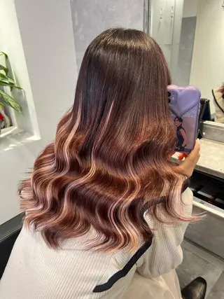 ロング カラー ヘアアレンジ hiiko顔まわり カットのヘアスタイル