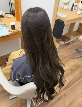 ロング 艶髪カラー/髪質改善 細貝 舞利のヘアスタイル