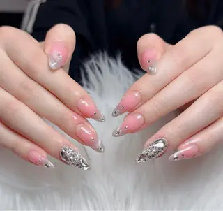 ネイル Lenie Nail Okuboのネイルデザイン