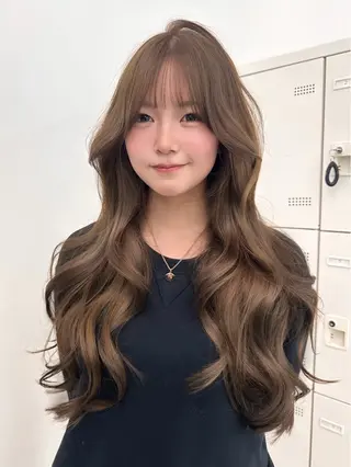 ロング カラー 上品モテヘア🩶 karen🩶のヘアスタイル