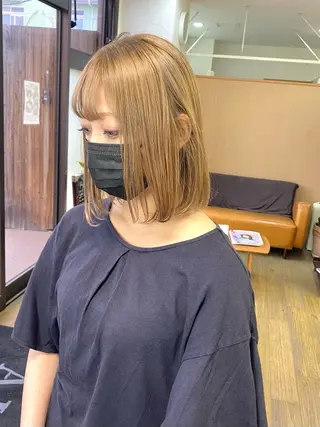ショート カラー ブリーチカラー🫧 森　凪沙のヘアスタイル