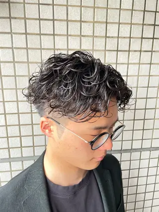 ショート パーマ メンズ メンズパーマ特化 カバヤマ　リョウのヘアスタイル