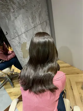 ロング 齋 花音のヘアスタイル