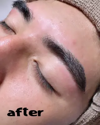 アイブロウ eyelash マーリィズエステの眉毛・アイブロウイメージ