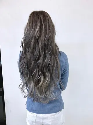 ロング 穐田 司樹のヘアスタイル