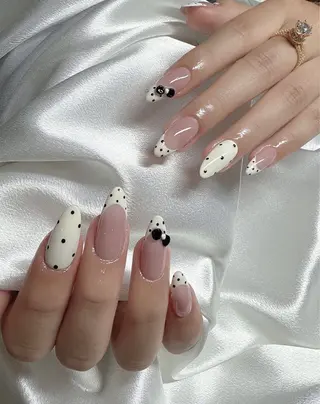 ネイル モナ& あきのネイルデザイン