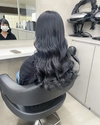 ミディアム カラー パーマ ヘアアレンジ メンズ キッズ ネイル マツエク・マツパ アイブロウ 🦋縮毛/韓国レイヤ ー/透明感カラー🦋のヘアスタイル