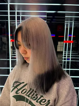 セミロング ふかじ/複雑履歴修正 縮毛矯正ブリーチのヘアスタイル