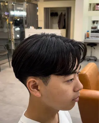 パーマ メンズ フェザーパーマメンズ ピンパーマ京都駅前のヘアスタイル