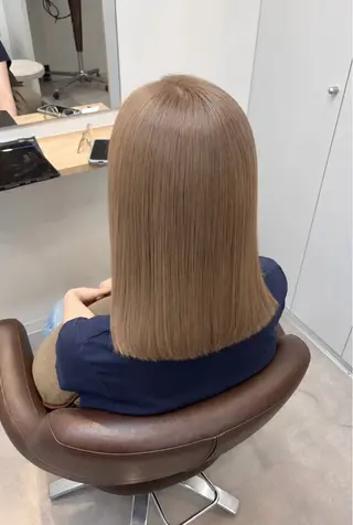 カラー 井上 悠人のヘアスタイル