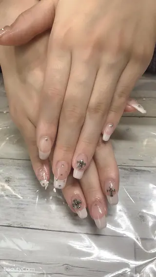 ネイル ✨アン ミユ✨のネイルデザイン
