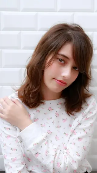 カラー ミディアム ショートヘアー◎ 縮毛矯正◎のヘアスタイル