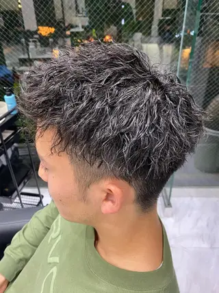 パーマ メンズ 🌴パーマオタク🌴 長谷川　諒佑🌈のヘアスタイル