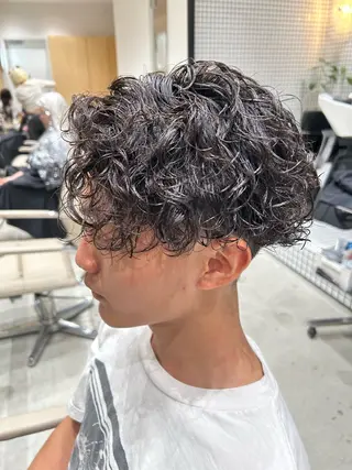 パーマ メンズ 🐲ツイスパ🐲 フェード/龍のヘアスタイル