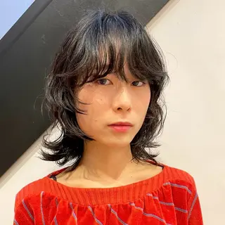 ミディアム パーマ SITY.レイヤー ボブ/透明感カラーのヘアスタイル