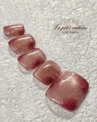 ネイル 𝑝𝑒𝑡𝑖𝑡 𝐾𝑎𝑛𝑛𝑎のネイルデザイン