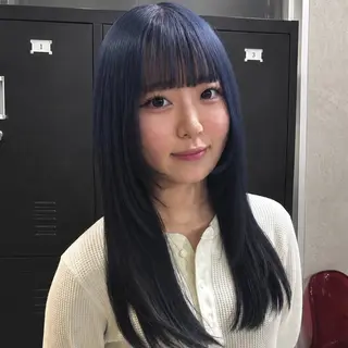 カラー HAGA HINAのヘアスタイル