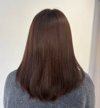 セミロング カラー 🐈‍⬛momo🐾 ブリーチ・Wカラーのヘアスタイル