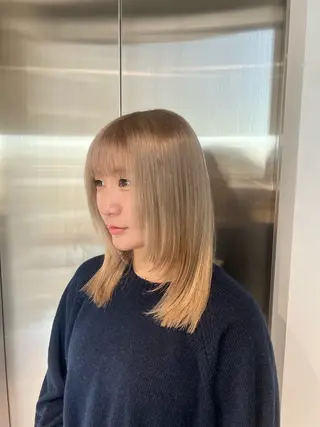 セミロング カラー 赤みゼロ/透明感 カラー🌿KANTAのヘアスタイル