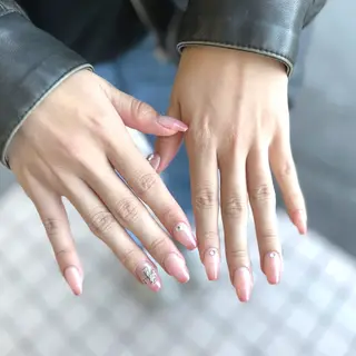 ネイル Lily nailのネイルデザイン
