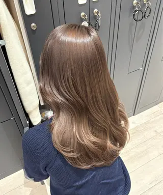 ミディアム カラー VIEW maacoのヘアスタイル