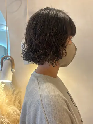 ミディアム パーマ シンバヒナノ/パーマ レイヤー/髪質改善のヘアスタイル