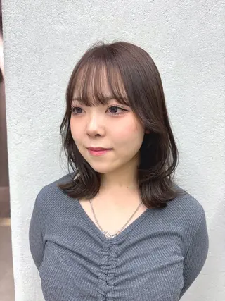 ミディアム カラー 🫧透明感🫧 上岡夕理香のヘアスタイル