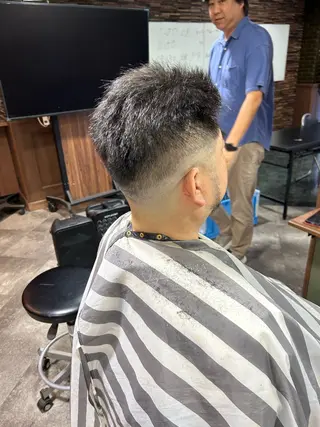 ショート メンズ 衛藤 星芭のヘアスタイル