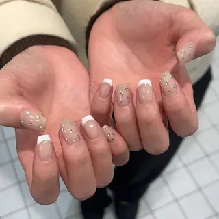 ネイル 横浜Nailist 𝜗𝜚春菜のネイルデザイン