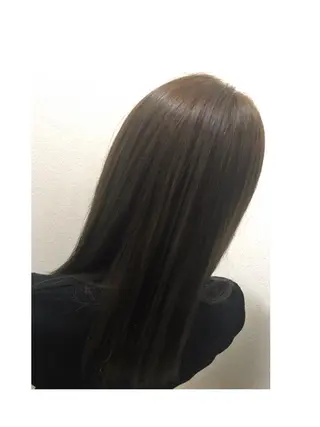 セミロング カラー shi hoのヘアスタイル
