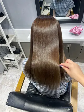 セミロング gisel エリナのヘアスタイル