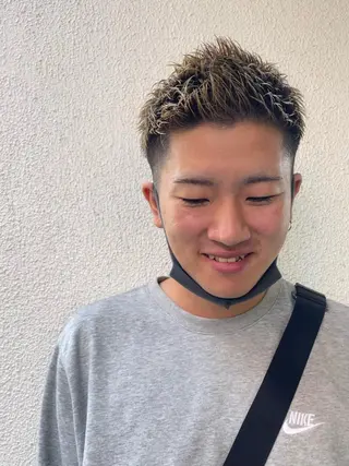 ショート カラー メンズ 🖤JIN🖤久留米 ハイトーン 髪質改善のヘアスタイル