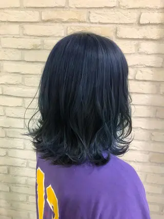 ミディアム カラー 大平 美沙のヘアスタイル