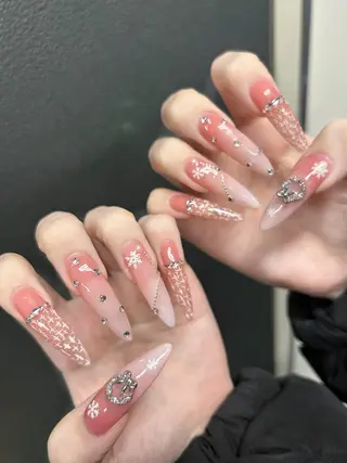 ネイル LISA ANA.CHUOのネイルデザイン