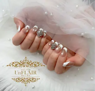 ネイル UnFLAIR麻布 十番店🎀SARAのネイルデザイン