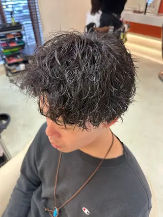 ショート パーマ メンズ 三宅 壱輝のヘアスタイル
