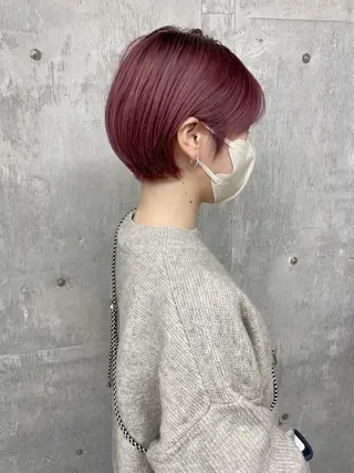 ショート カラー azumi/ベージュ /オリーブ/縮毛のヘアスタイル