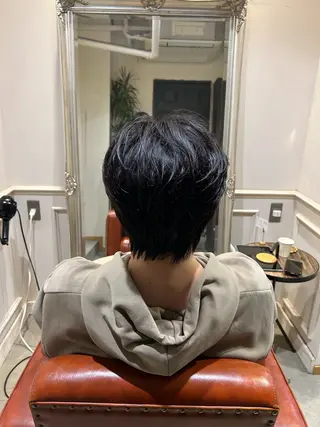 ショート カラー パーマ メンズ 新谷 虎太郎のヘアスタイル