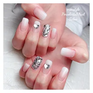 ミディアム ネイル 🐾enen style 🐾のネイルデザイン
