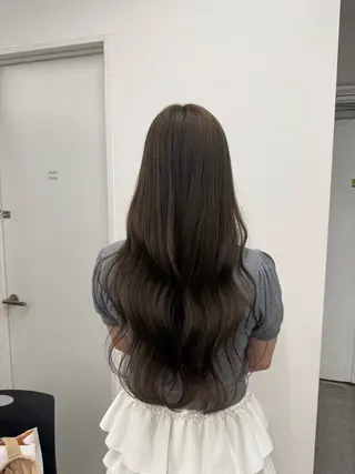 ロング カラー 🍀ブラウンベージュ sakura🍀のヘアスタイル