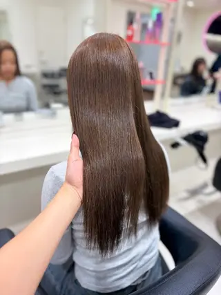 ロング カラー レイヤー×大人可愛い ベージュHARUNAのヘアスタイル