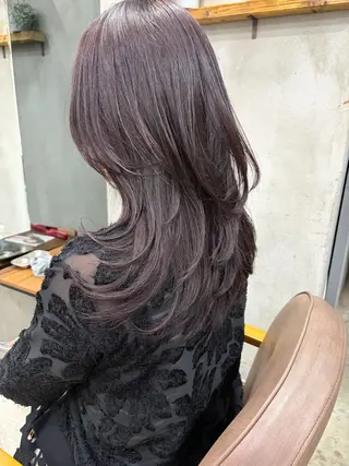 セミロング AiM エイム　韓国レイヤーのヘアスタイル
