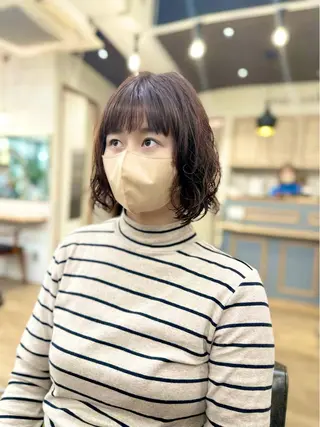 ミディアム カラー パーマ ヘアアレンジ メンズ キッズ ネイル マツエク・マツパ アイブロウ 似合せレイヤー/ 柔らか透明感カラーのヘアスタイル